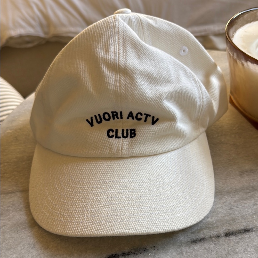 Vuori Cream ACTV Club Cap
